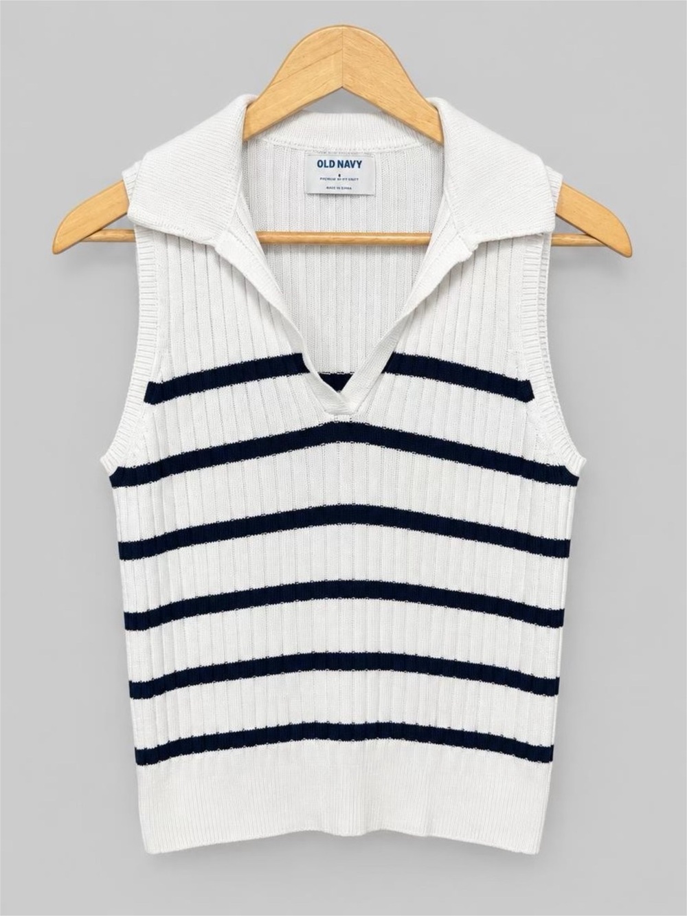 Old Navy White V-Neck Sleeveless Sweater with Navy Stripes